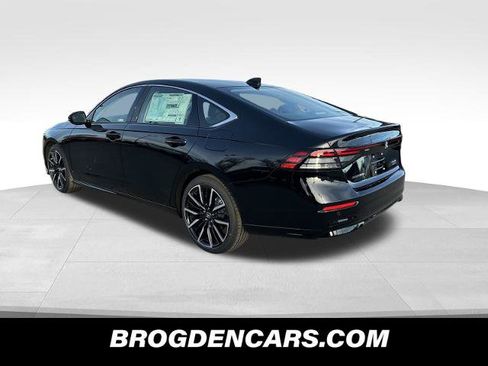New 2025 Honda Accord Touring image 6