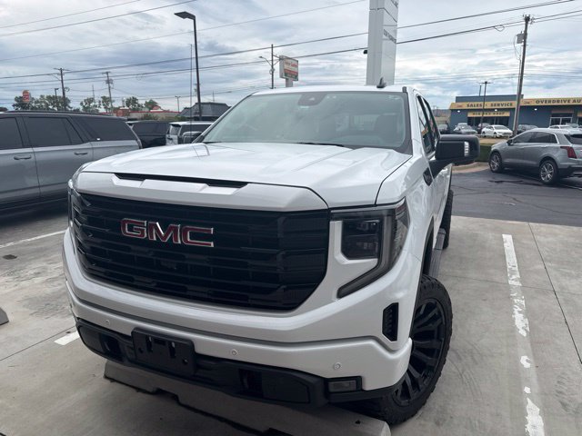 Used 2026 GMC Sierra 1500 Elevation w/ Elevation Premium Package AWD/4WD image 2