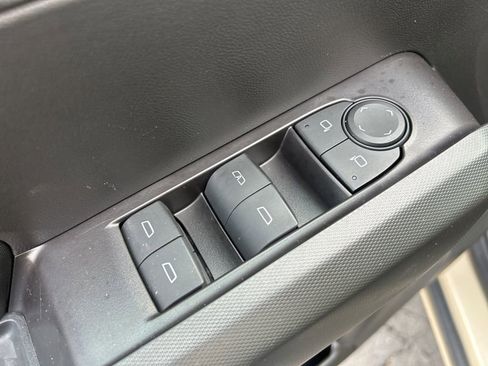 Used 2024 Chevrolet Colorado Trail Boss w/ Advanced Trailering Package image 18