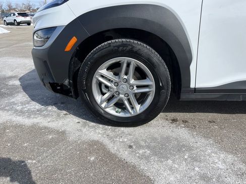 Used 2022 Hyundai Kona SE image 28