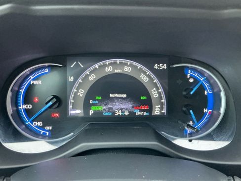 Used 2024 Toyota RAV4 XLE image 21