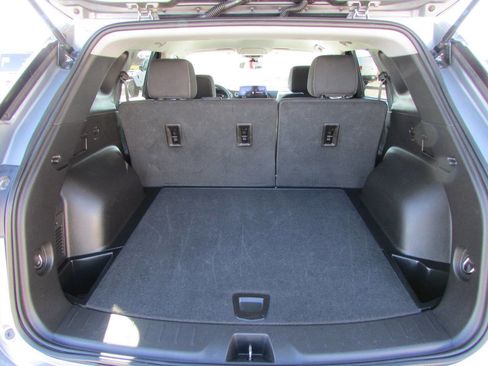 Used 2025 Chevrolet Blazer LT image 31