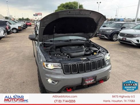 Used 2019 Jeep Grand Cherokee Trailhawk w/ Trailhawk Luxury Group AWD/4WD image 4