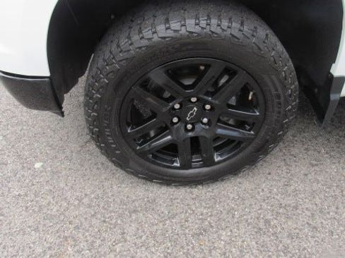 Certified 2025 Chevrolet Silverado 1500 LT Trail Boss w/ Protection Package AWD/4WD image 2