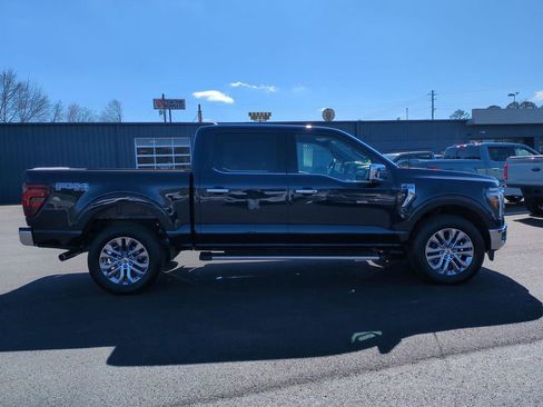 Used 2025 Ford F150 Lariat w/ Equipment Group 501A Mid image 5