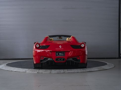 Used 2012 Ferrari 458 Spider RWD image 4