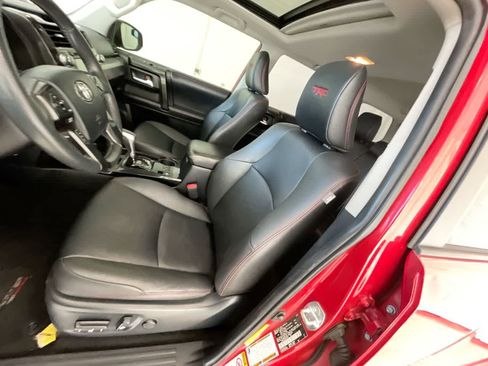 Used 2019 Toyota 4Runner TRD Off-Road Premium image 11