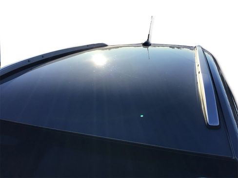 Used 2024 Buick Encore GX Sport Touring image 12