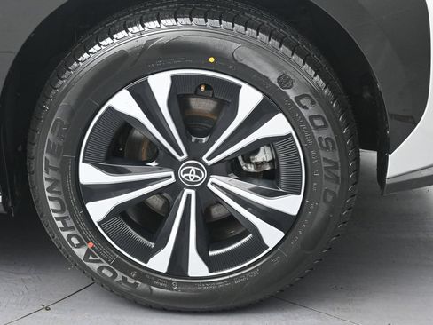 Used 2024 Toyota bZ4X FWD w/ Weather Package image 36