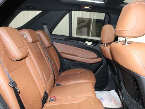 Used 2019 Mercedes-Benz GLE 43 AMG 4MATIC image 30