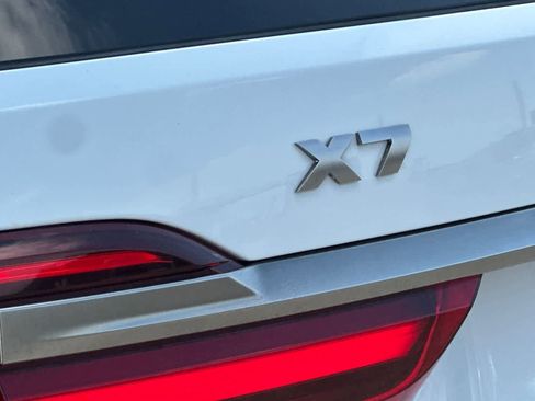 Used 2020 BMW X7 M50i AWD/4WD image 34
