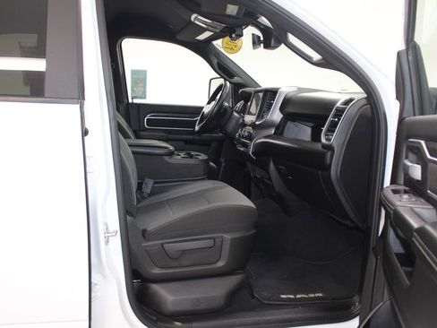 Used 2024 RAM 2500 Big Horn image 28