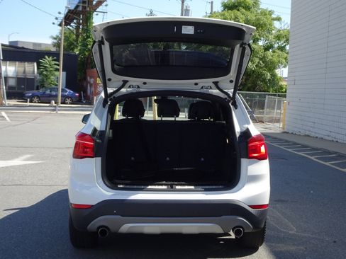 Used 2018 BMW X1 xDrive28i image 8