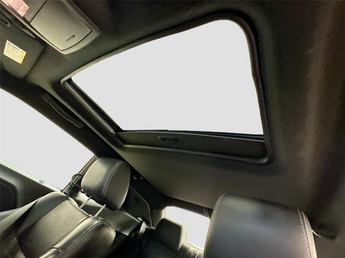 Used 2010 Dodge Challenger R/T image 20