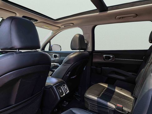 Certified 2024 Kia Sorento X-Line EX AWD/4WD image 23