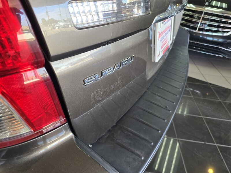 Used 2009 Subaru Outback 2.5i Special Edition AWD/4WD image 25