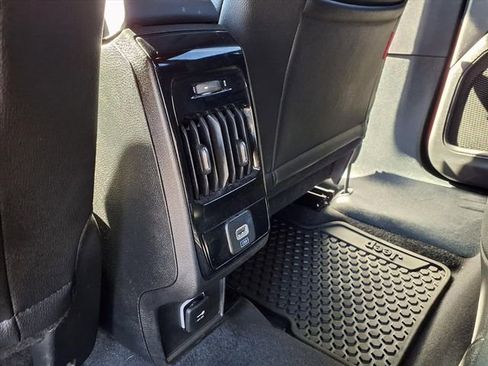 Used 2025 Jeep Compass Trailhawk image 14