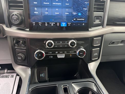 Used 2024 Ford F150 XLT w/ Mobile Office Package RWD image 8