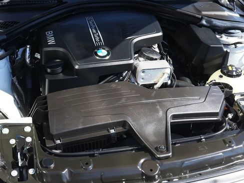 Used 2017 BMW 320i Sedan image 58