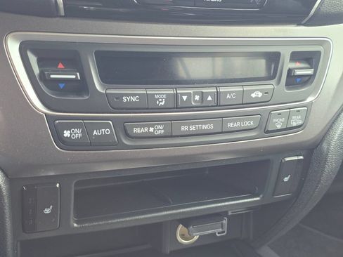 Used 2022 Honda Pilot Sport image 28