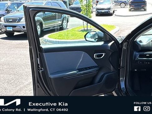 Certified 2025 Kia K4 EX FWD image 9
