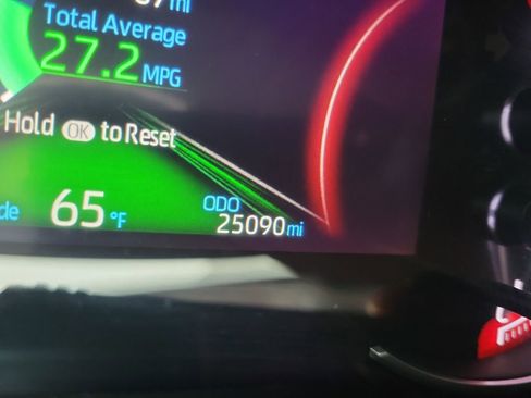 Used 2023 Toyota RAV4 XLE FWD image 33