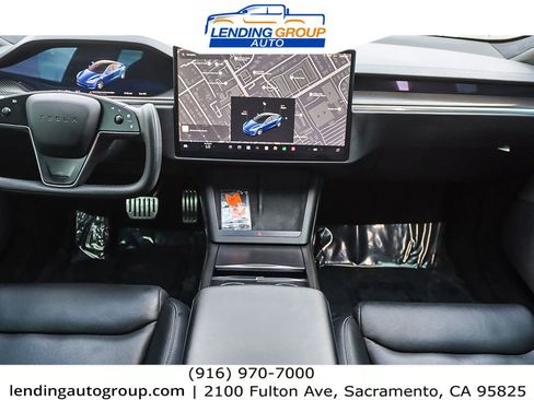 Used 2021 Tesla Model S Plaid image 9