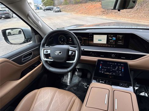 Certified 2025 INFINITI QX80 Sensory image 13