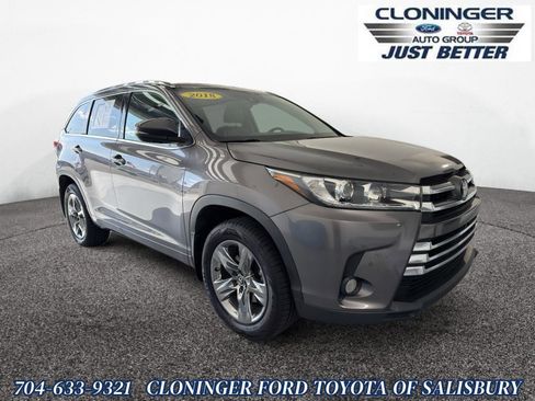 Used 2018 Toyota Highlander Limited Platinum image 1