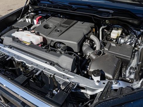 New 2026 Toyota Tundra SR5 image 18