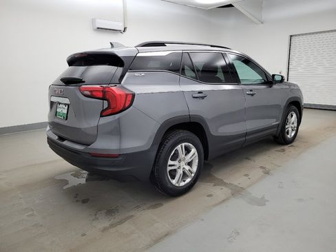 Used 2020 GMC Terrain SLE w/ Driver Convenience Package FWD image 10
