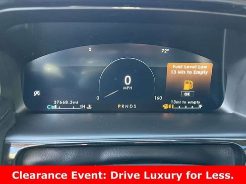 Used 2021 Lincoln Nautilus Reserve image 28