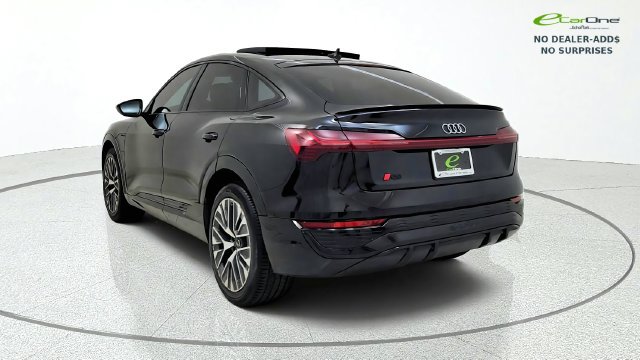 Used 2024 Audi Q8 e-tron Premium Plus w/ Premium Plus Package AWD/4WD image 7
