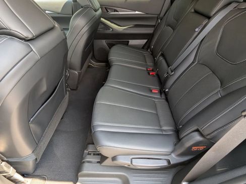 Used 2023 INFINITI QX60 Sensory w/ Vision Package AWD/4WD image 18