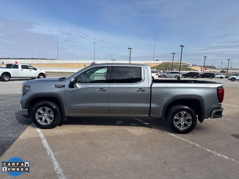 Used 2025 GMC Sierra 1500 SLT AWD/4WD image 6