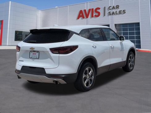 Used 2025 Chevrolet Blazer LT FWD image 6