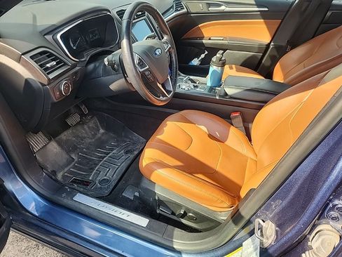 Used 2019 Ford Fusion Titanium FWD image 5