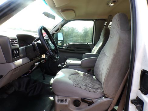 Used 1999 Ford F250 Lariat image 27