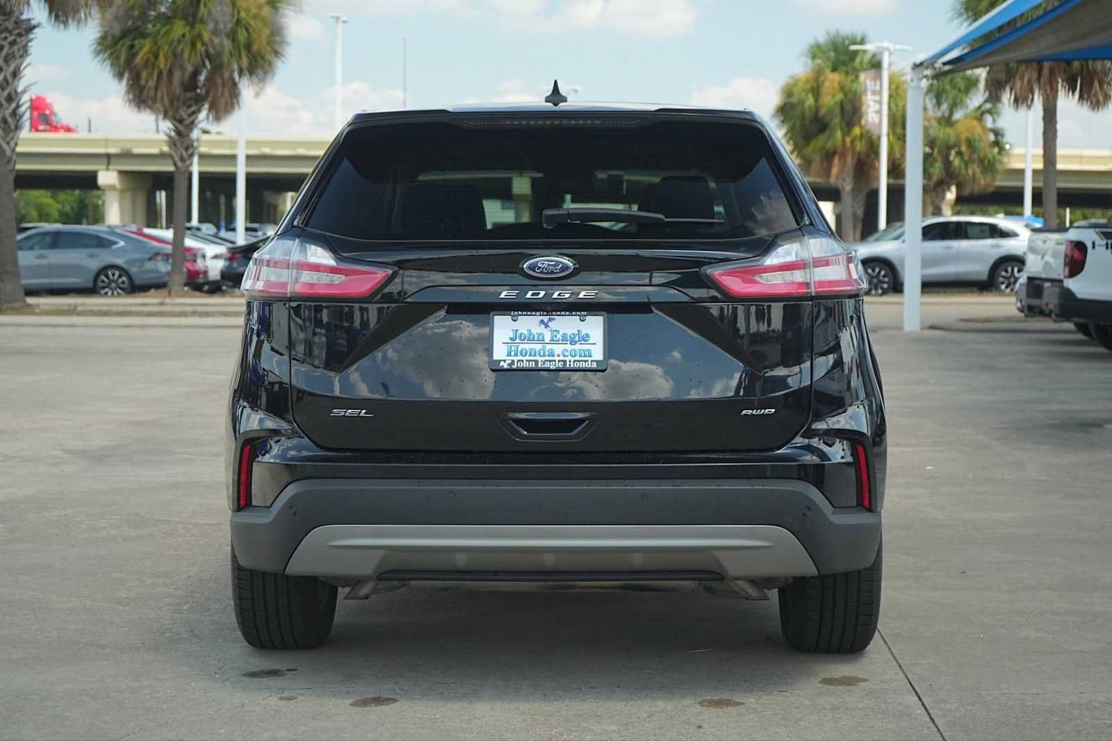 Used 2024 Ford Edge SEL AWD/4WD image 5