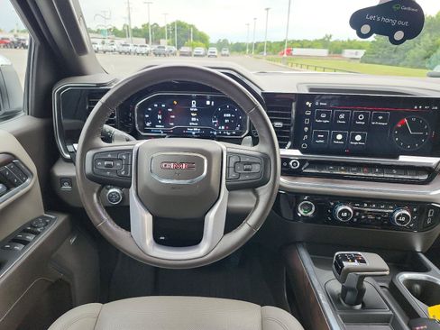 Certified 2023 GMC Sierra 1500 SLT w/ SLT Premium Package AWD/4WD image 14