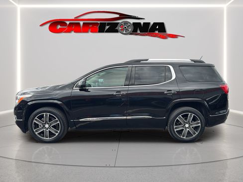 Used 2017 GMC Acadia Denali w/ Technology Package FWD image 10