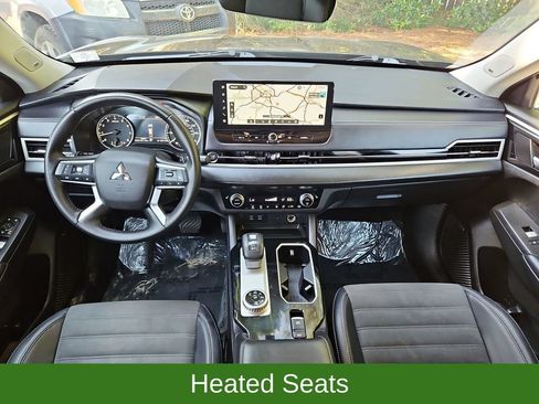 Used 2025 Mitsubishi Outlander SE AWD/4WD image 8