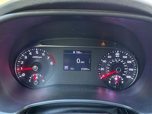 Used 2020 Kia Soul LX image 16