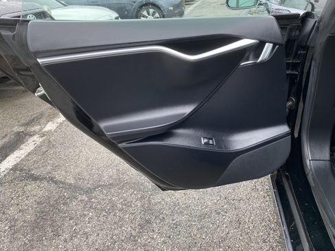 Used 2017 Tesla Model S 75 image 19