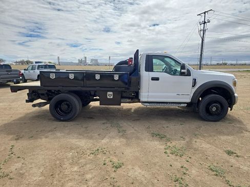 Used 2018 Ford F550 4x4 Regular Cab Super Duty image 7