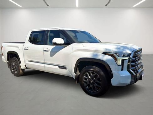 Used 2026 Toyota Tundra Platinum AWD/4WD image 6