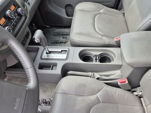 Used 2018 Nissan Frontier SV RWD image 22