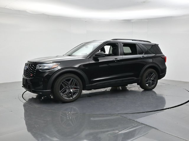 Certified 2026 Ford Explorer ST w/ Sun And Sound Package AWD/4WD image 5