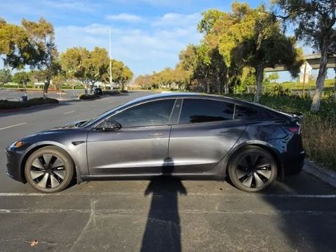 Used 2024 Tesla Model 3 Long Range AWD/4WD image 4