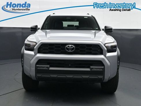 Used 2025 Toyota 4Runner TRD Off-Road Premium w/ Tow Technology Package AWD/4WD image 3